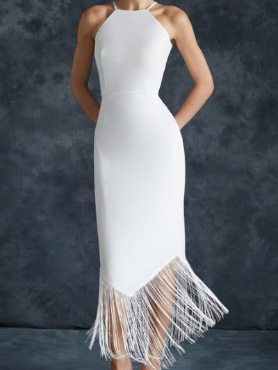 Save 79% on Trendyol white straight-cut maxi dress with halter neck from VogaCloset